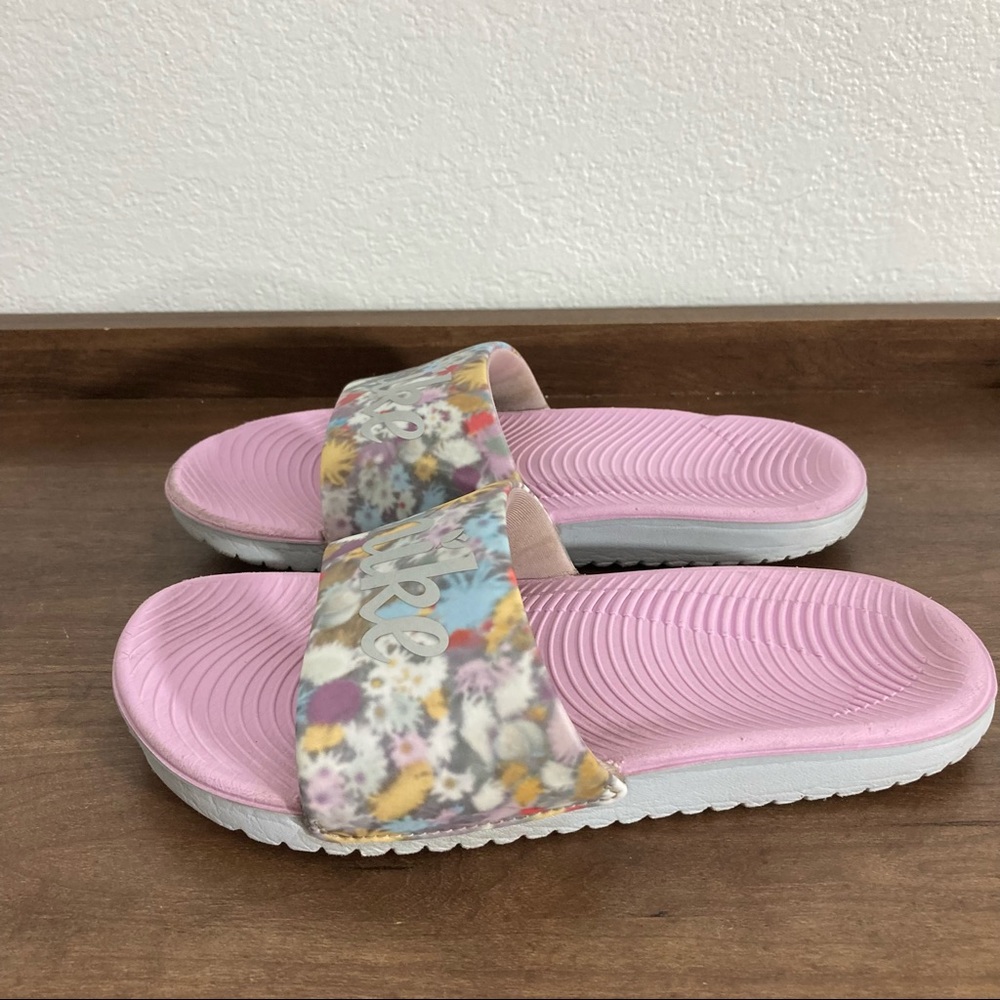 Nike pink girls blossom floral slides sandals girls 2 - Picture 4 of 8
